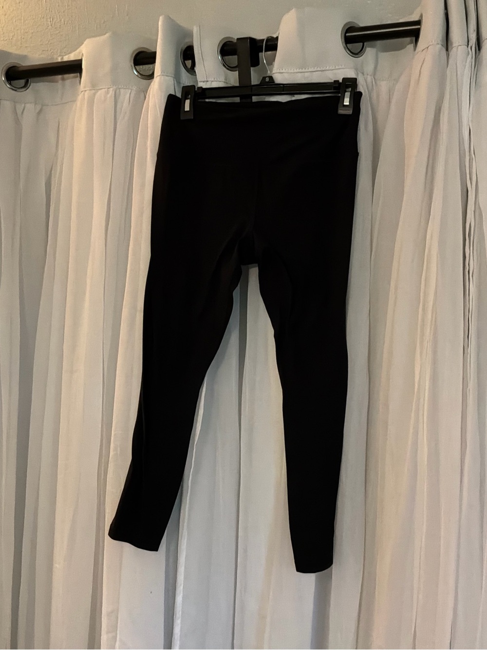 Athleta Black High-Rise Leggings - Picture 4 of 7